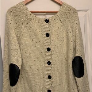 Market & Spruce Beige Speckled Knit Sweater with sleeve patches